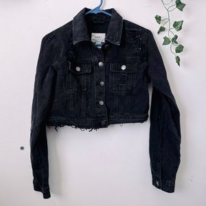 Crop Denim Jacket 🧥
